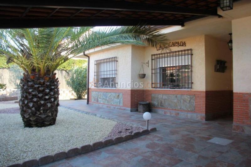 Casa en venta en  Novés