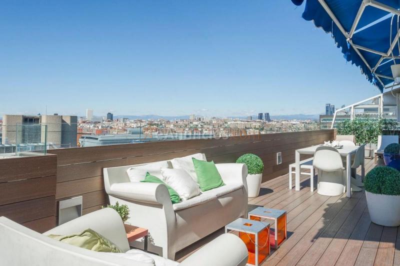 Atico en venta en  Ciudad Lineal, Madrid