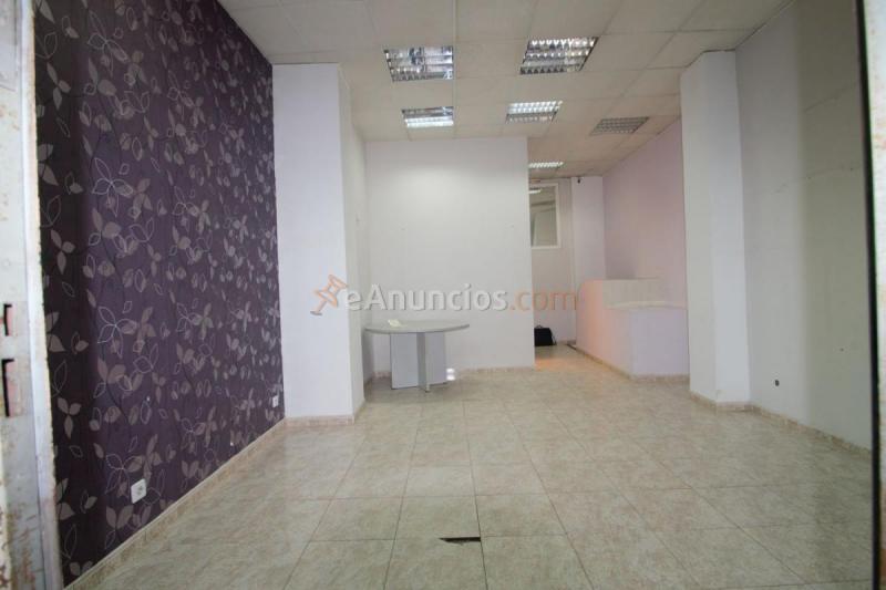 Local Comercial en venta en Avenida DONOSTIARRA, Ciudad Lineal, Madrid