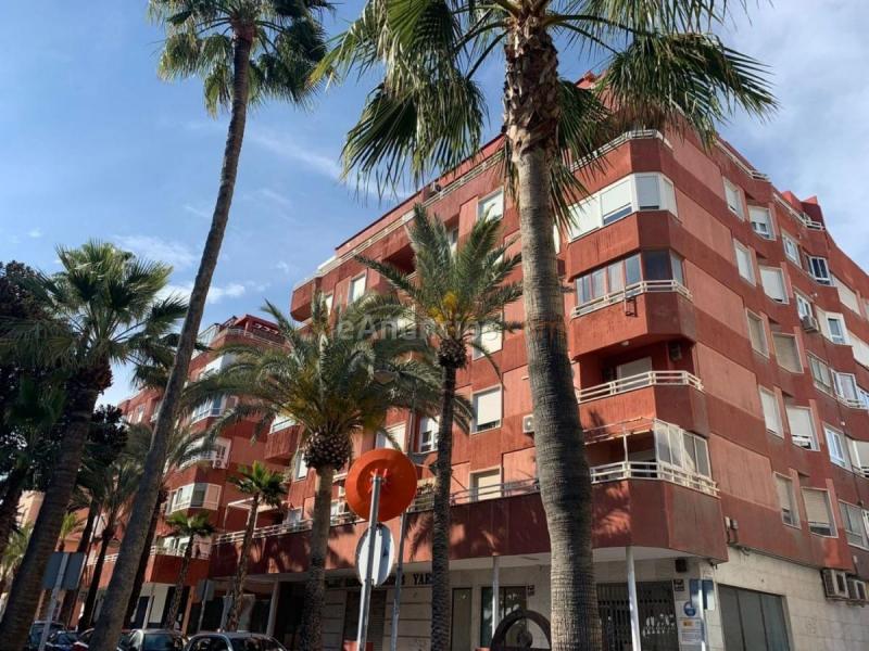Apartamento en venta en  Parque de Nicolás Salmerón, Almería, Centro, Almería