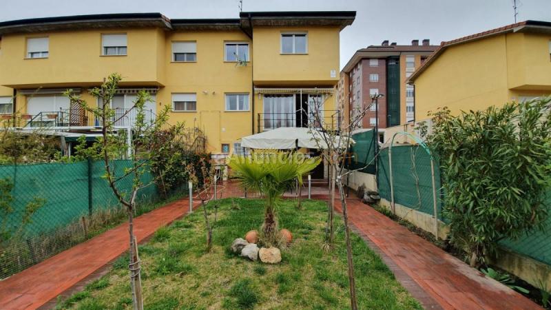 Casa en venta en Calle Antonio Machado, Villamuriel de Cerrato