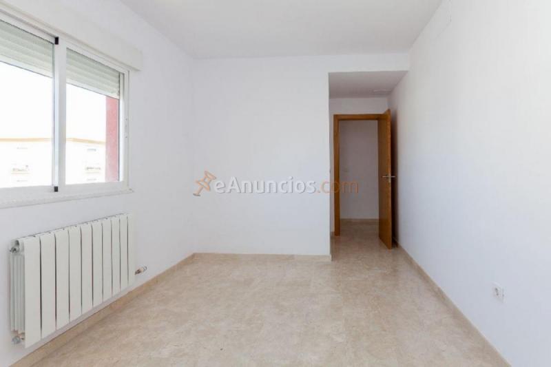 Apartamento en venta en  Julian Besteiro, La Zubia