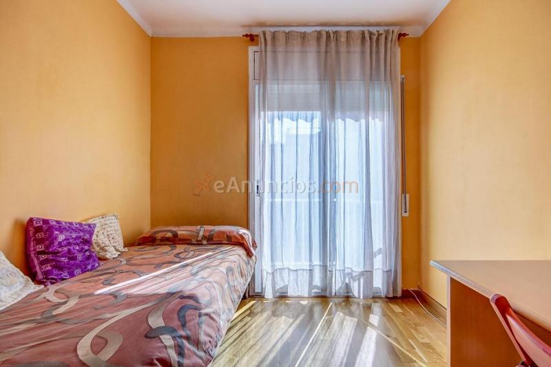 Atico en venta en  Nou Barris, Barcelona