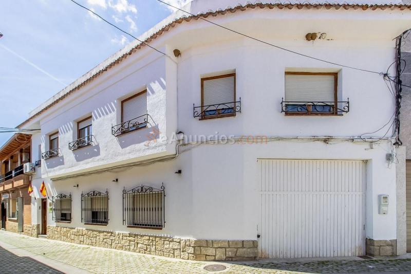 Adosado en venta en  Escalona