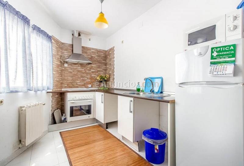 Adosado en venta en  Escalona