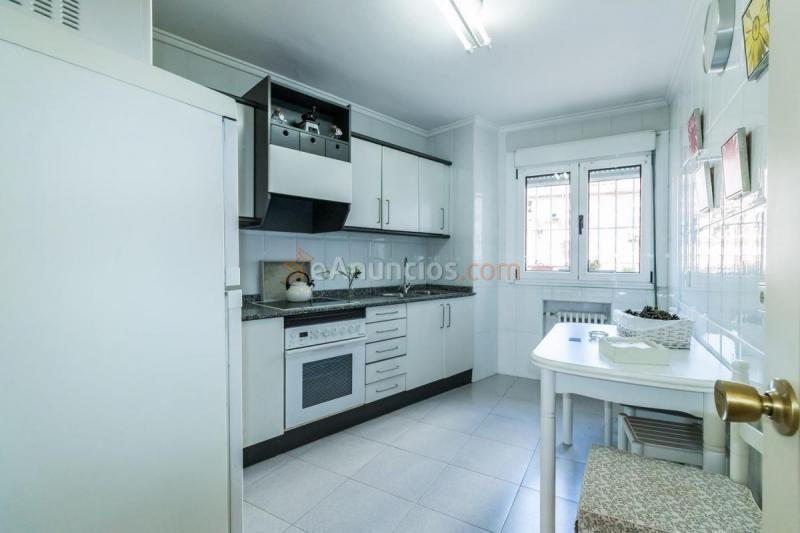 Apartamento en venta en Avenida constitución, Centro, Gijón