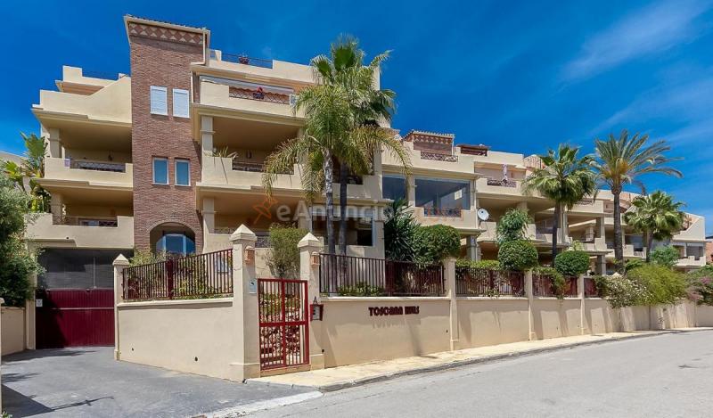 Apartamento en venta en  Los Flamingos, Benahavís