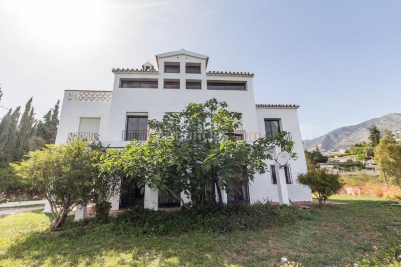 Adosado en venta en  Mijas Pueblo - Peña Blanquilla, Mijas