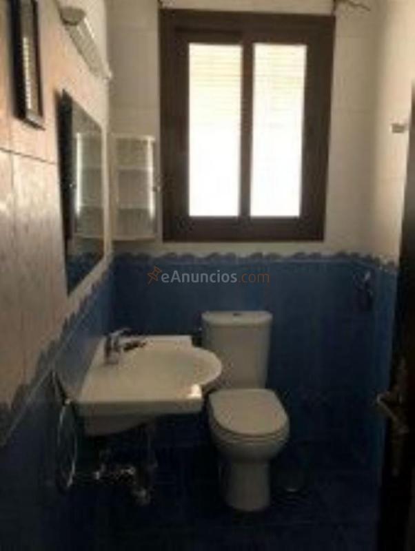 Adosado en venta en  Av. Ocho de Marzo, Humilladero