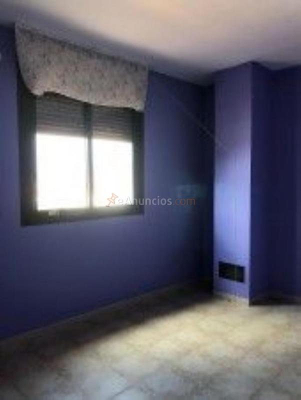 Adosado en venta en  Av. Ocho de Marzo, Humilladero