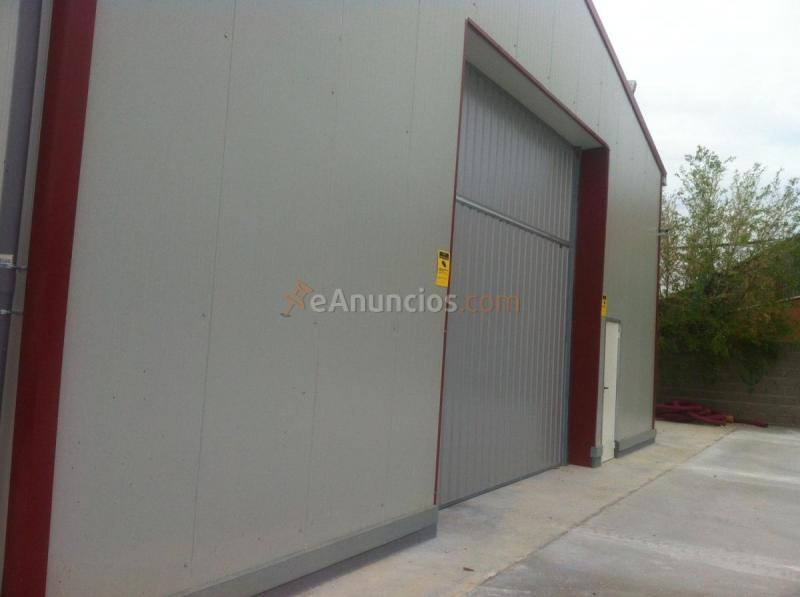 Edificio en alquiler en  La Garena, Alcalá de Henares