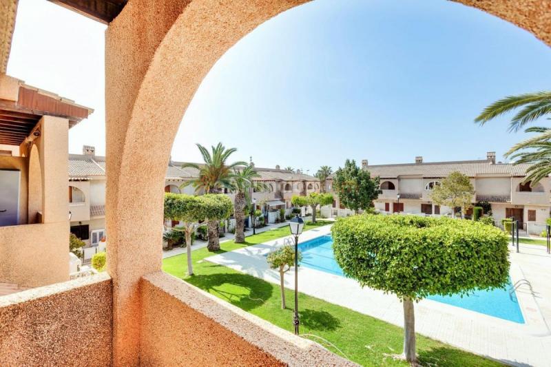 Casa en venta en  berta von sutter, Playa de los Locos, Torrevieja