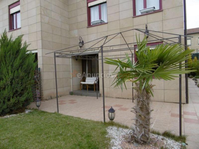 Casa en venta en  LOS CHOPOS, Villariezo