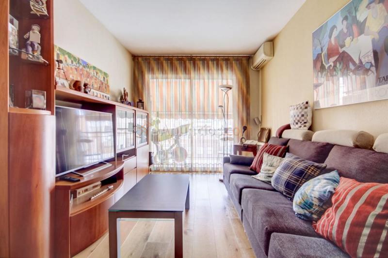 Apartamento en venta en  Nou Barris, Barcelona