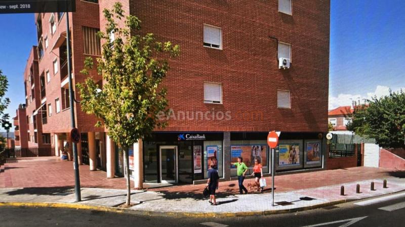 Local Comercial en venta en Avenida Tolerancia, Los Villares, Arganda