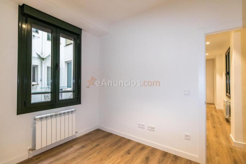 Apartamento en venta en Calle 17 de Agosto, Centro, Gijón