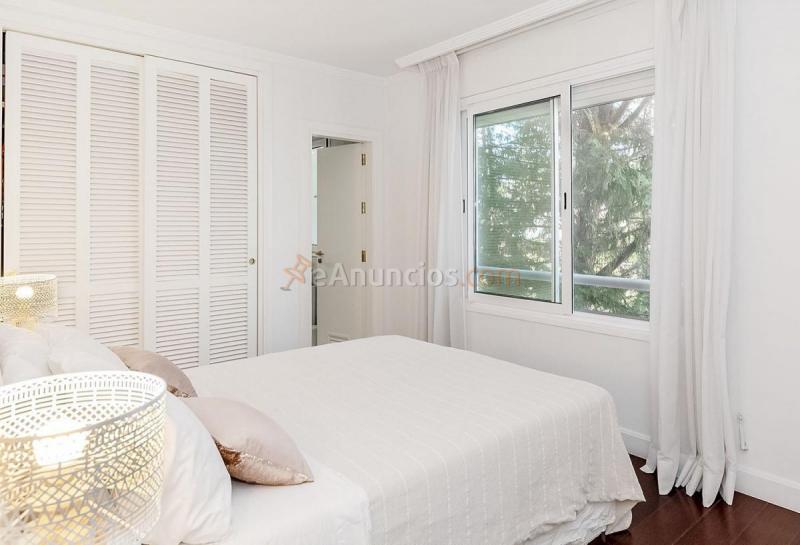 Apartamento en venta en  Nueva Andalucía, Marbella