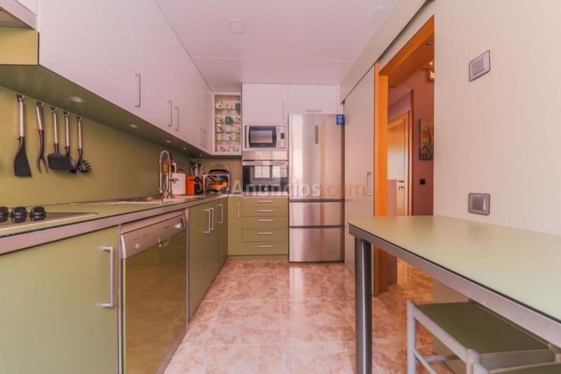 Adosado en venta en  Montigal -Sant Crist, Badalona