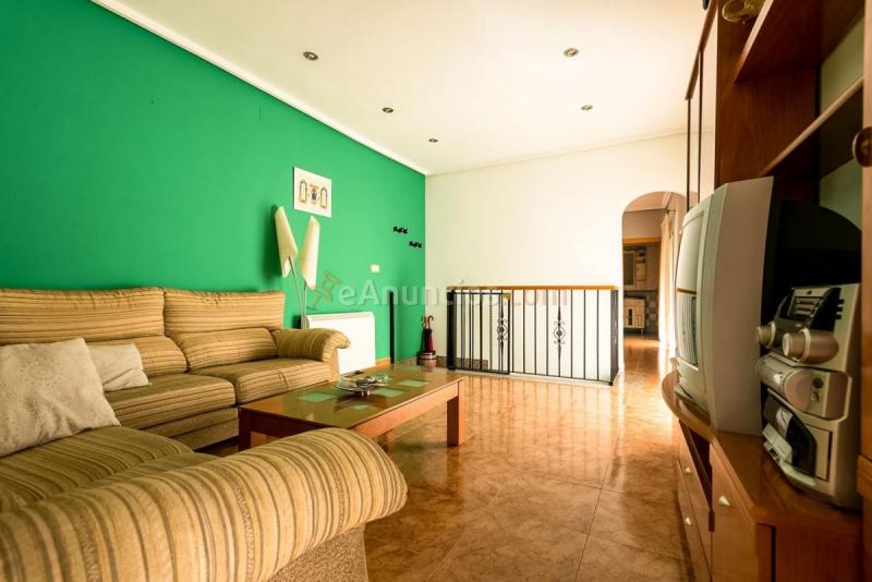 Adosado en venta en  Moratalla