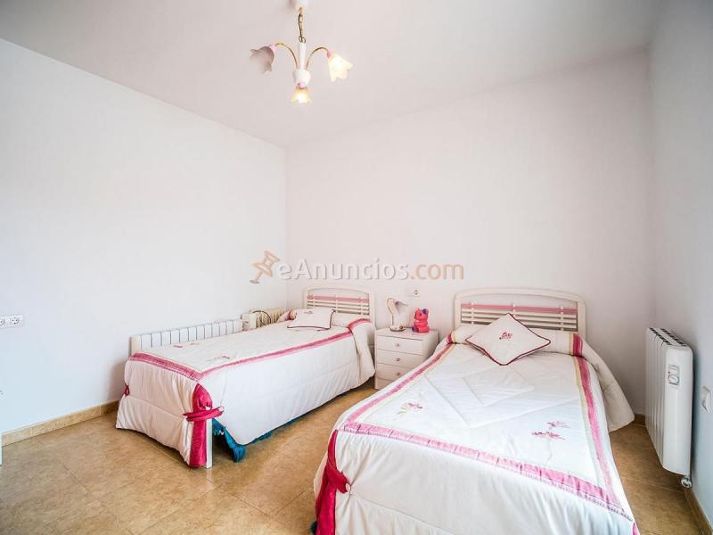 Adosado en venta en  Caravaca de la Cruz