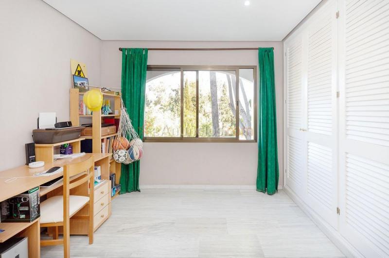 Apartamento en venta en  Elviria-Cabopino, Marbella