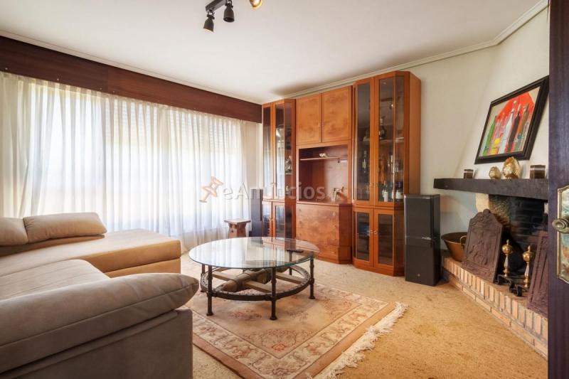 Adosado en venta en  Maruri