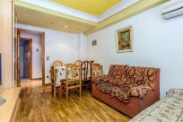 Apartamento en venta en  San Blas, Madrid