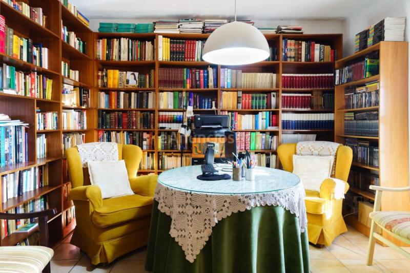 Adosado en venta en  Carrion de los Céspedes