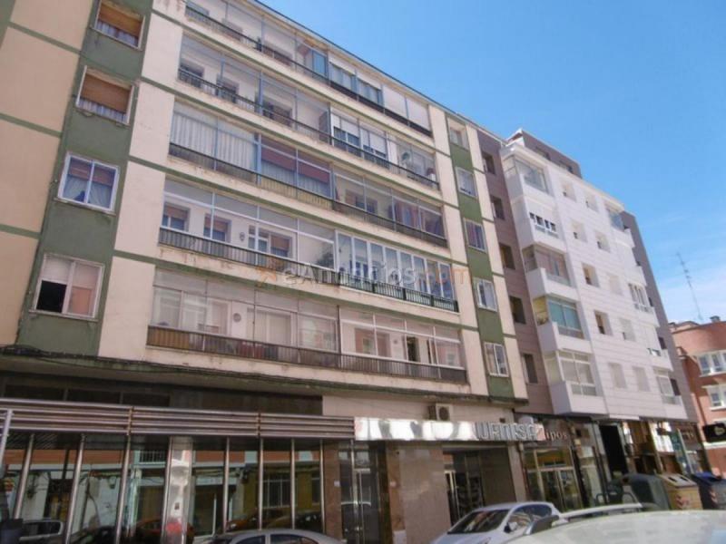 Apartamento en venta en Calle Calzadas, Centro, Burgos