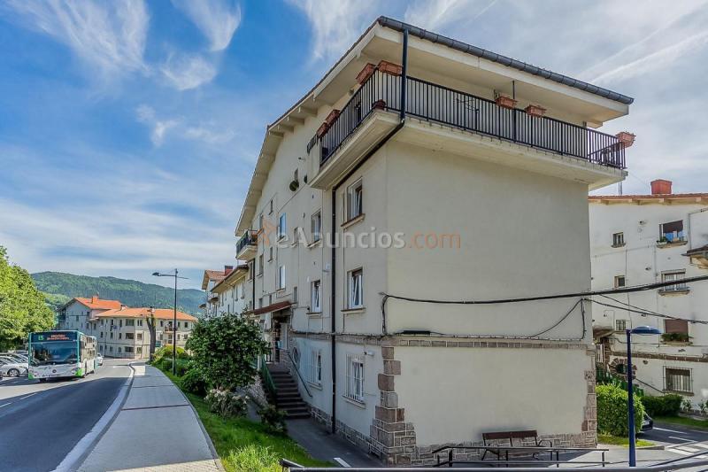 Apartamento en venta en  Capuchinos - Galtzaraborda, Renteria  Errenteria