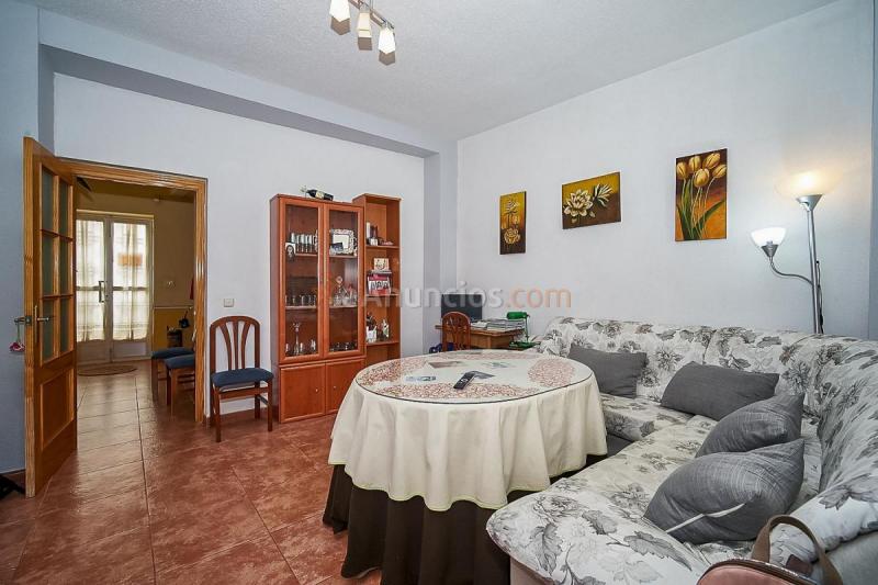 Adosado en venta en  Tijola