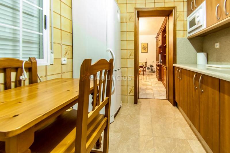 Adosado en venta en  Ibros