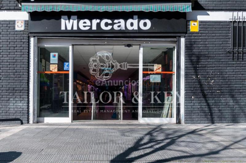 Local Comercial en alquiler en Calle de la Hacienda de Pavones, Moratalaz, Madrid