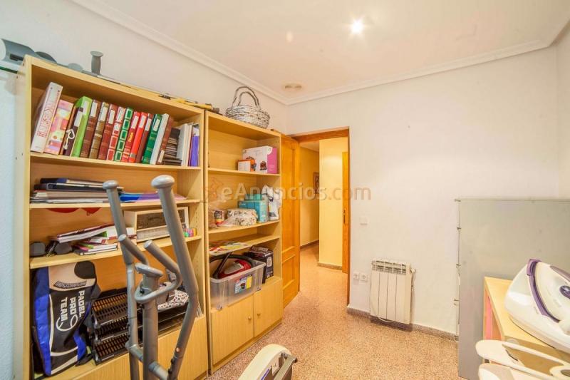 Adosado en venta en  Agost