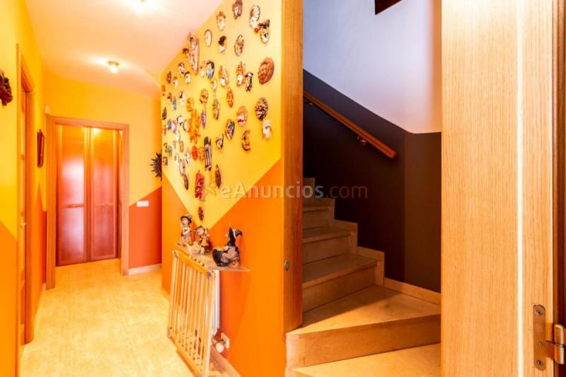 Adosado en venta en  Esparreguera