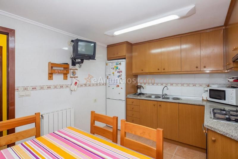 Adosado en venta en  Riba-Roja de Túria