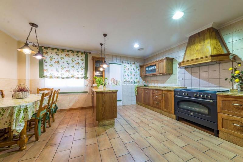 Adosado en venta en  Las Bayas-Asprillas, Elche  Elx