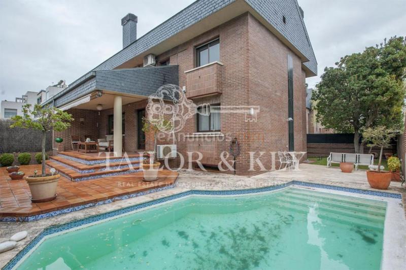 Casa en venta en  Moncloa, Madrid