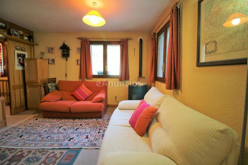 Apartamento en venta en Calle Única, Aísa