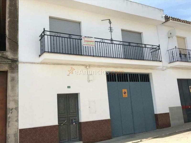 Adosado en venta en  Lopera