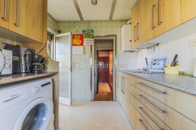 Atico en venta en  Nou Barris, Barcelona