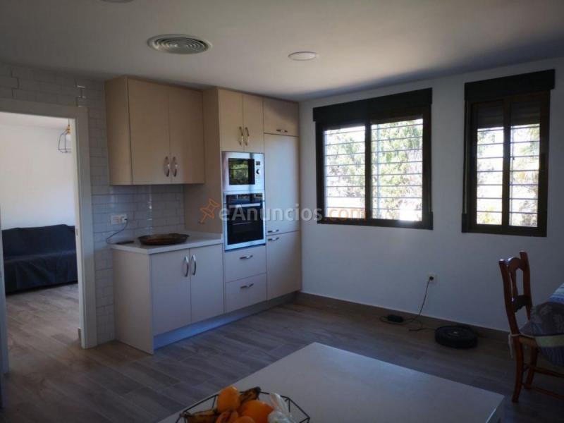 Adosado en alquiler en Carretera saladar, Benalua-La Florida-Babel-San Gabriel, Alicante  Alacant