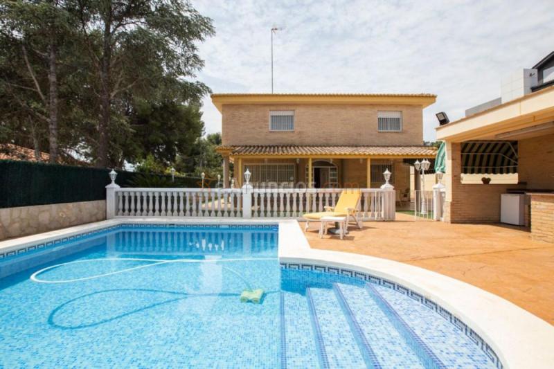 Adosado en venta en  Zona El Vedat-Santa Apolonia, Torrent