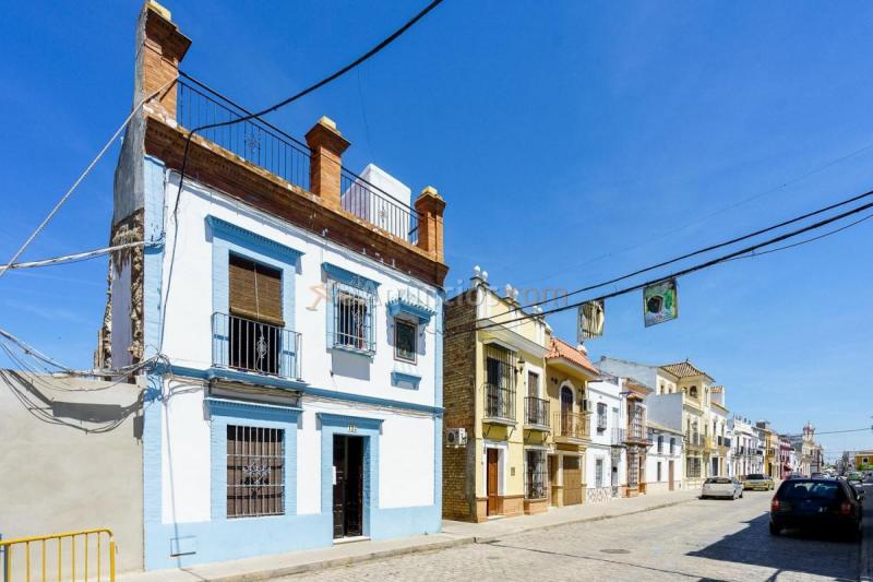 Adosado en venta en  Brenes