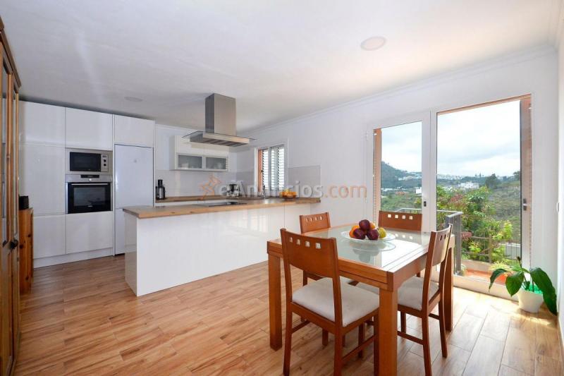 Adosado en venta en  Firgas