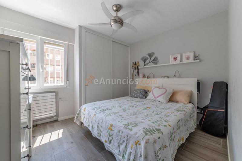 Apartamento en venta en Calle del Camino de los Vinateros, Moratalaz, Madrid