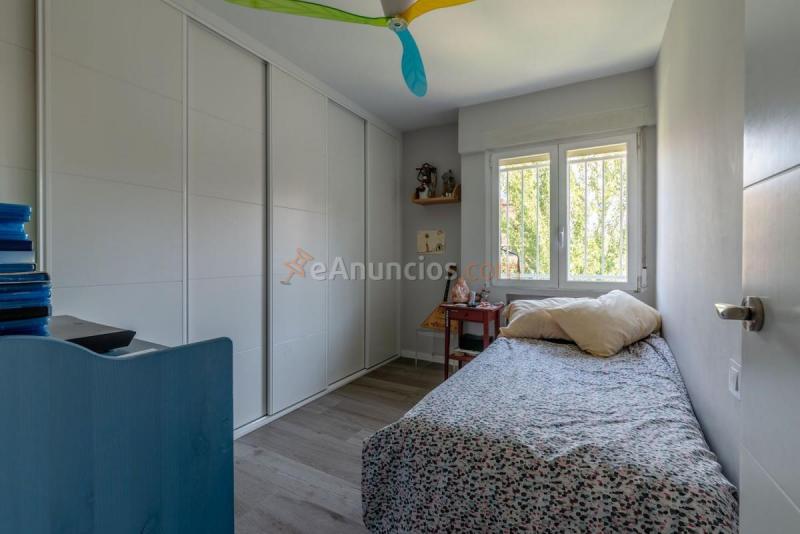 Apartamento en venta en Calle del Camino de los Vinateros, Moratalaz, Madrid