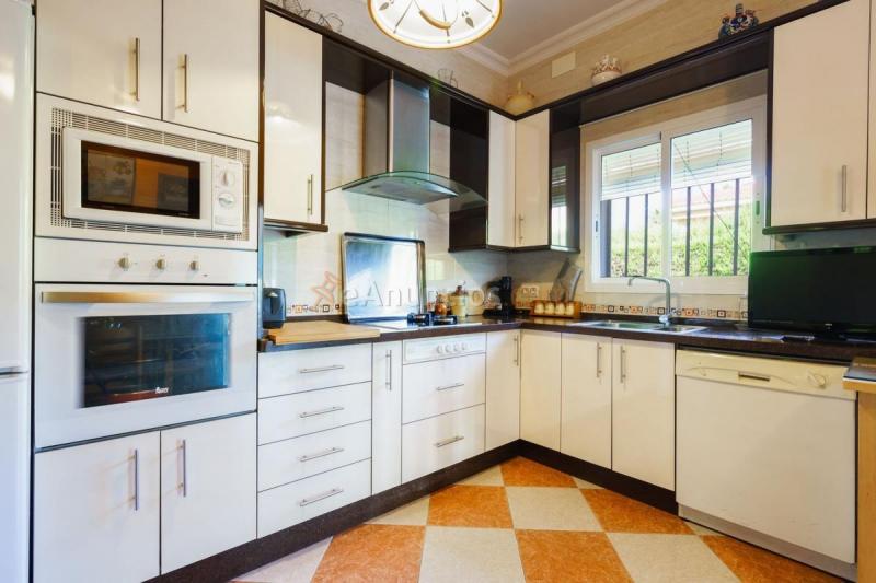 Adosado en venta en  Valencina de la Concepcion