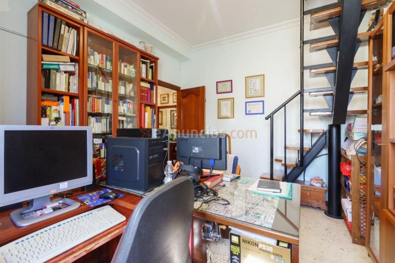 Adosado en venta en  Valencina de la Concepcion