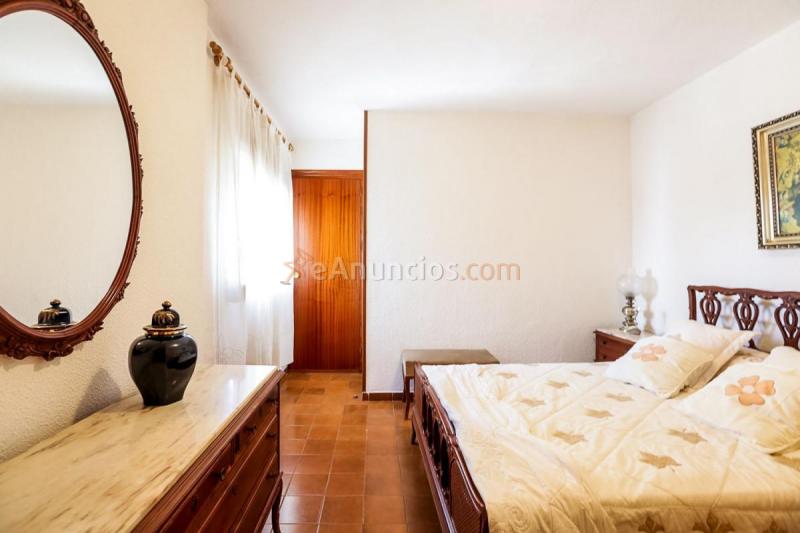 Adosado en venta en  Roquetas, Roquetas de Mar